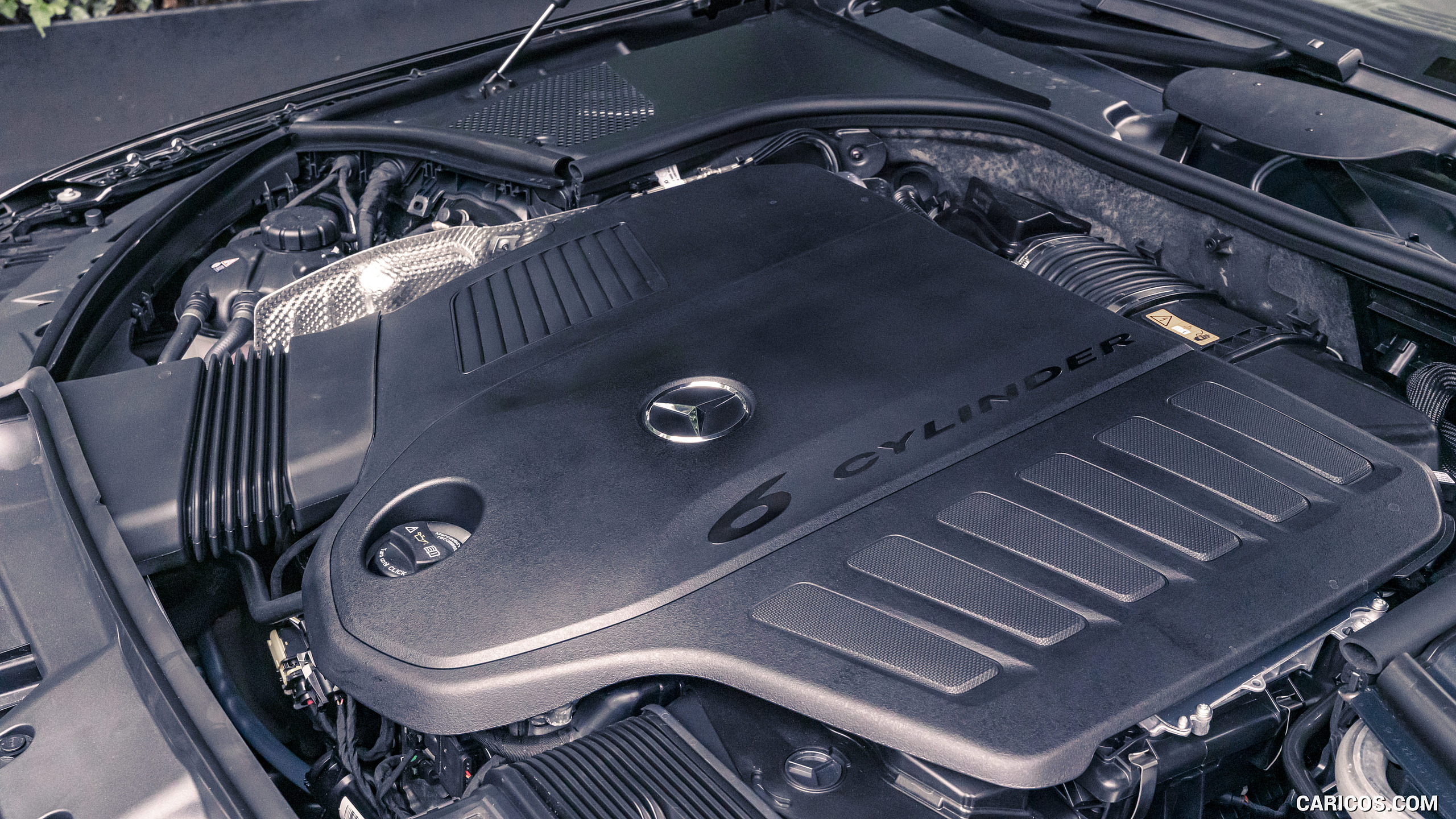 2022 Mercedes-Benz S 580 e L Plug-In Hybrid (UK-Spec) - Engine, #37 of 63