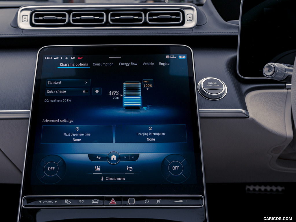 2022 Mercedes-Benz S 580 e L Plug-In Hybrid (UK-Spec) - Central Console