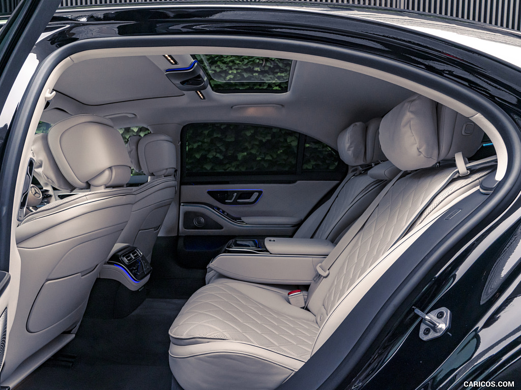 2022 Mercedes-Benz S 580 e L Plug-In Hybrid (UK-Spec) - Interior, Rear Seats