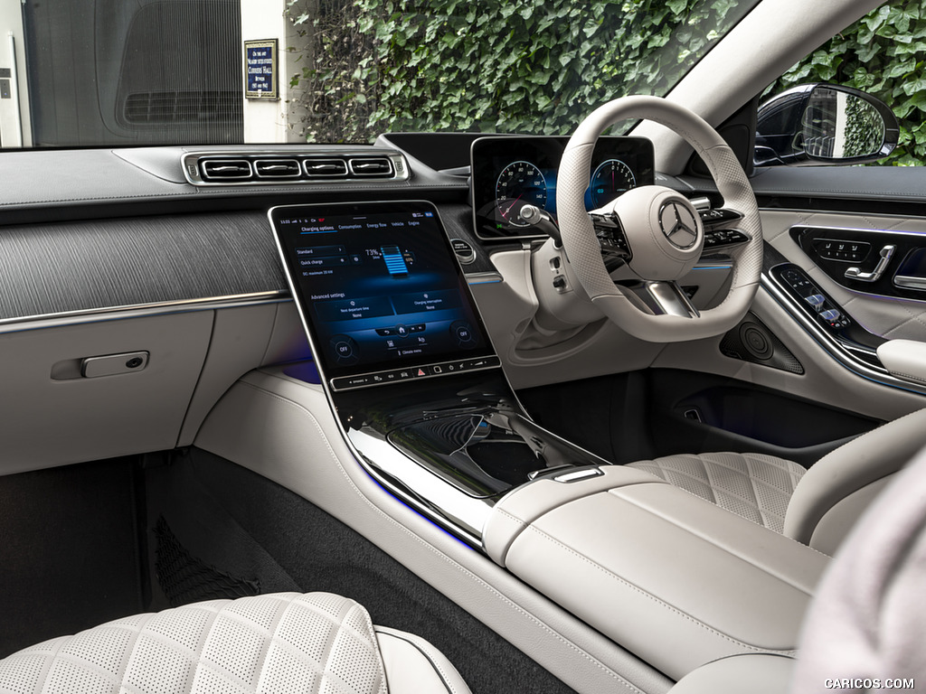 2022 Mercedes-Benz S 580 e L Plug-In Hybrid (UK-Spec) - Interior