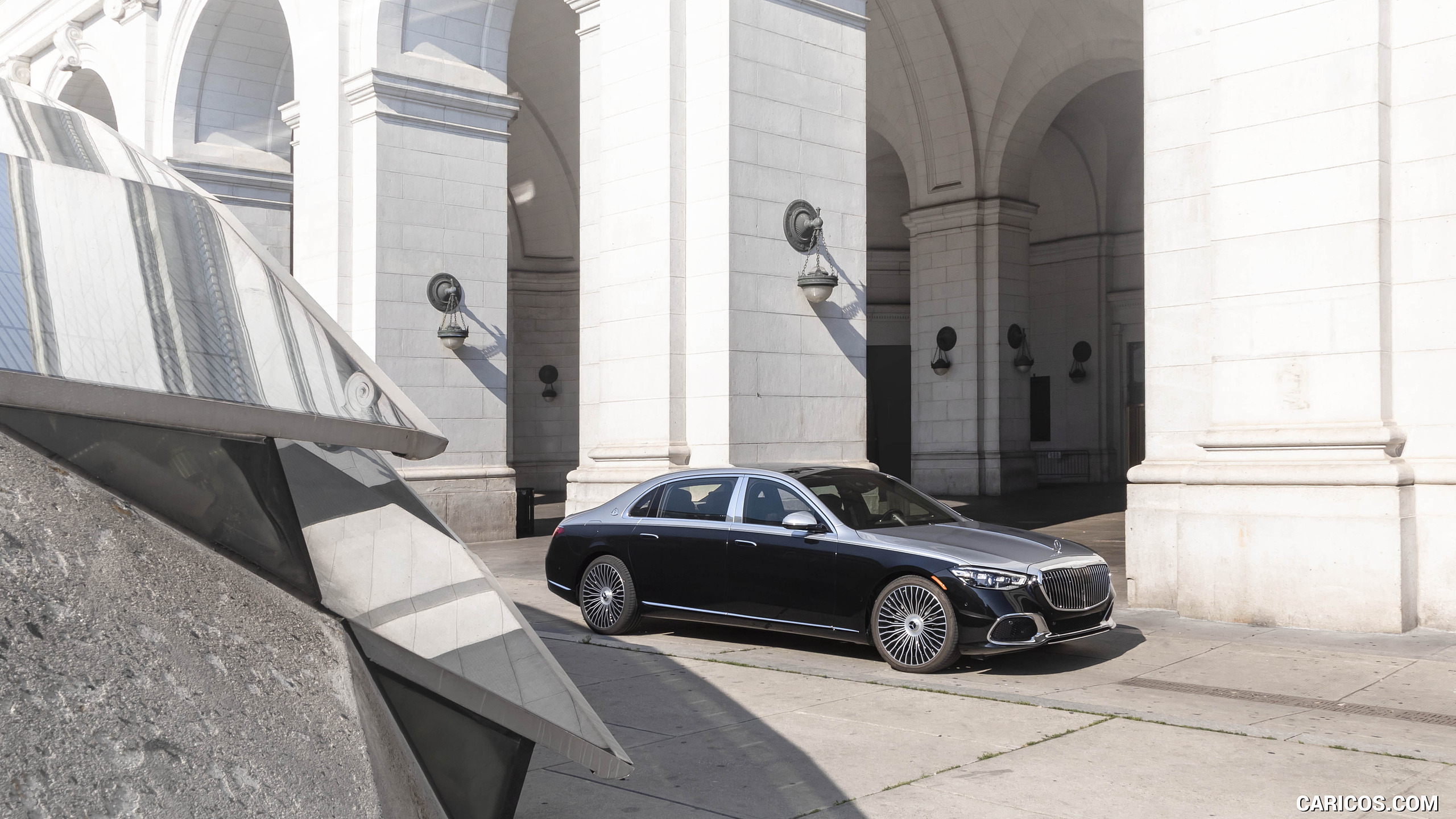 2022 Mercedes-Maybach S 680 4MATIC (US-Spec) - Front Three-Quarter, #126 of 173