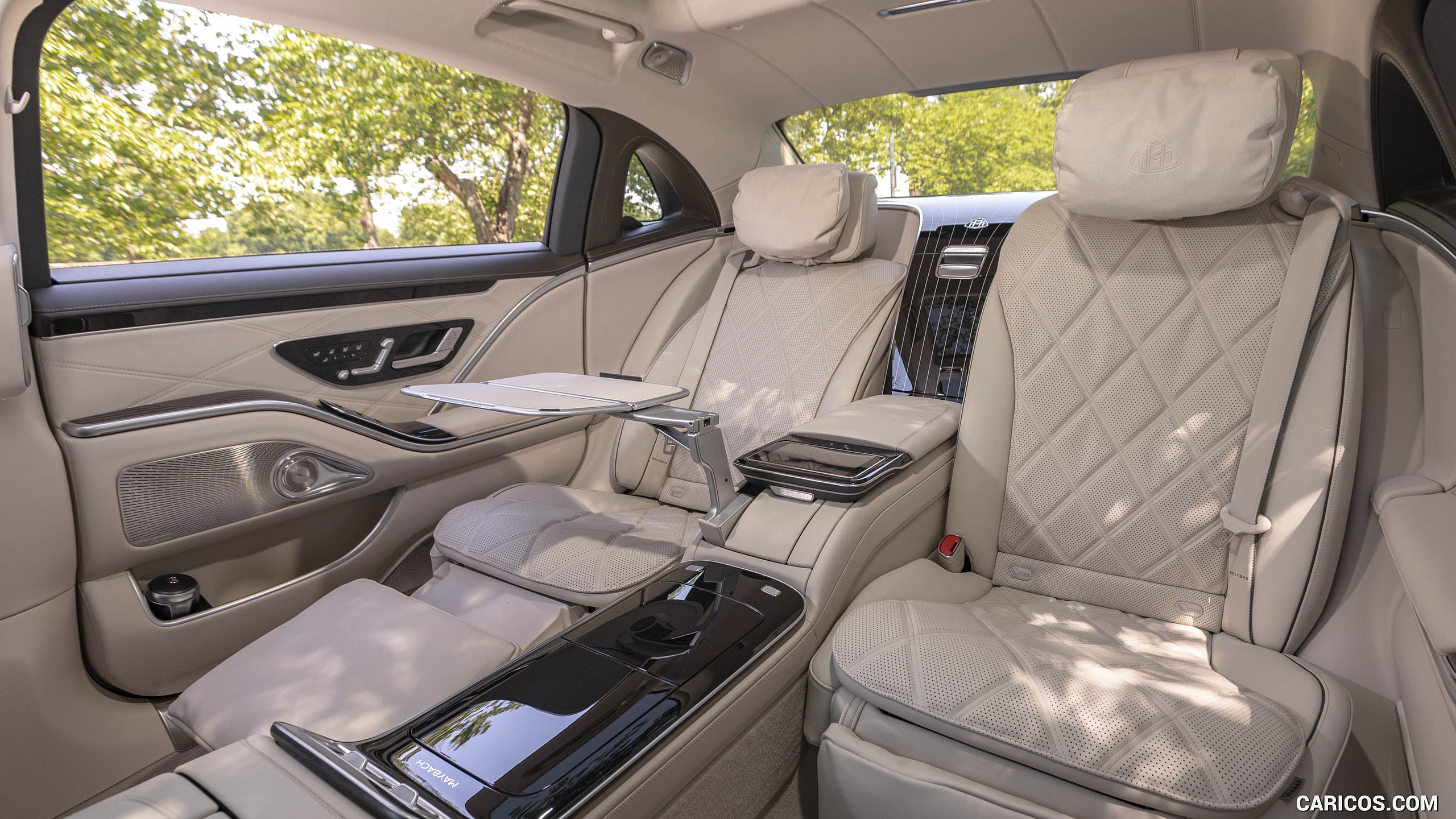 2022 Mercedes-Maybach S 680 4MATIC (US-Spec) - Interior, Rear Seats, #82 of 173