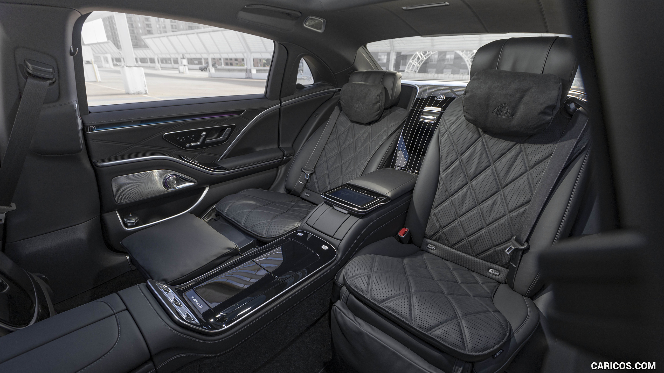 2022 Mercedes-Maybach S 680 4MATIC (US-Spec) - Interior, Rear Seats, #166 of 173