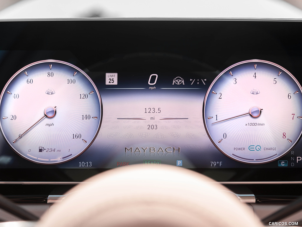 2022 Mercedes-Maybach S 680 4MATIC (US-Spec) - Digital Instrument Cluster