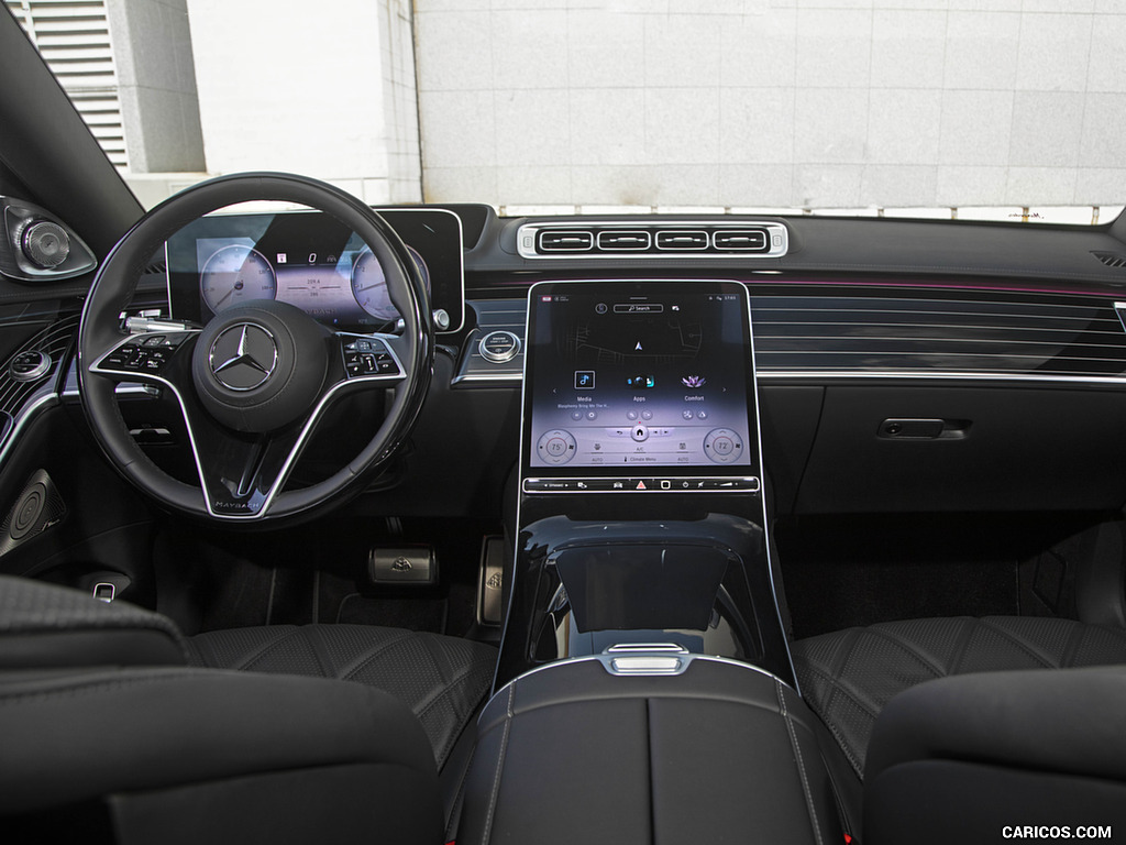 2022 Mercedes-Maybach S 680 4MATIC (US-Spec) - Interior, Cockpit