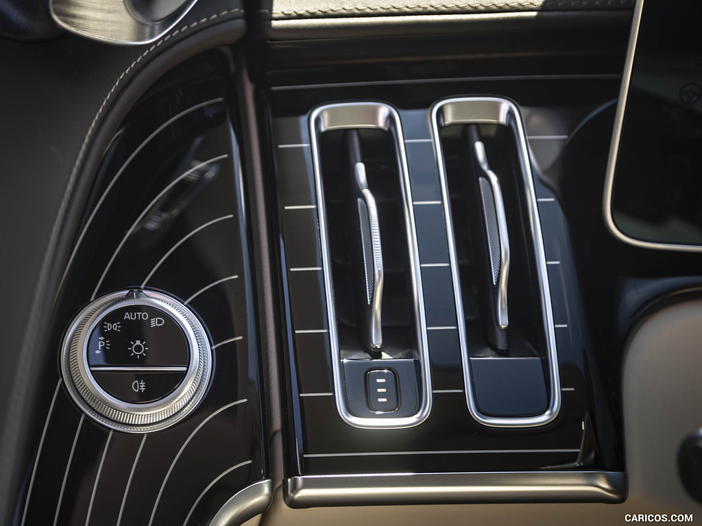 2022 Mercedes-Maybach S 680 4MATIC (US-Spec) - Interior, Detail