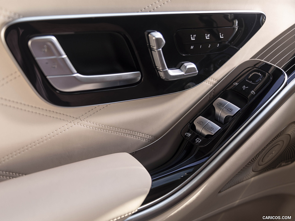 2022 Mercedes-Maybach S 680 4MATIC (US-Spec) - Interior, Detail