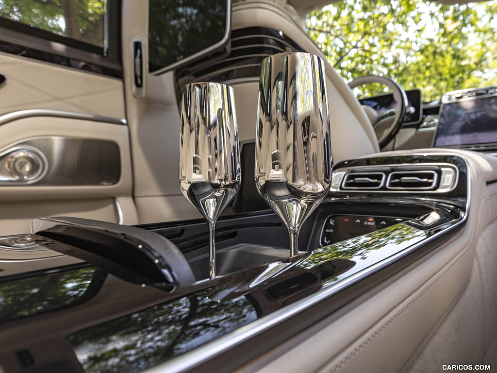 2022 Mercedes-Maybach S 680 4MATIC (US-Spec) - Interior, Detail