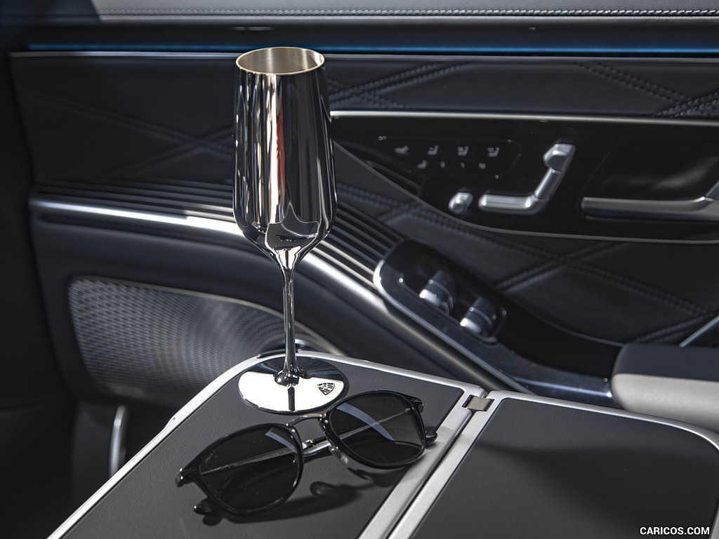 2022 Mercedes-Maybach S 680 4MATIC (US-Spec) - Interior, Detail