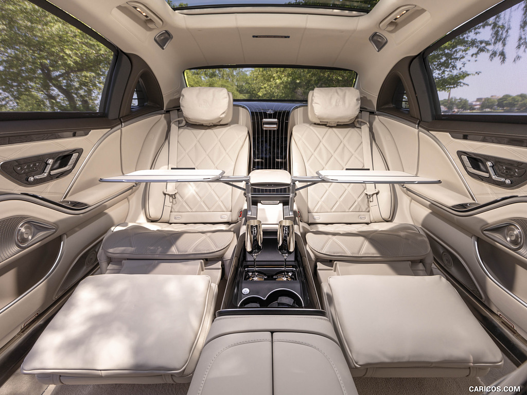 2022 Mercedes-Maybach S 680 4MATIC (US-Spec) - Interior, Rear Seats