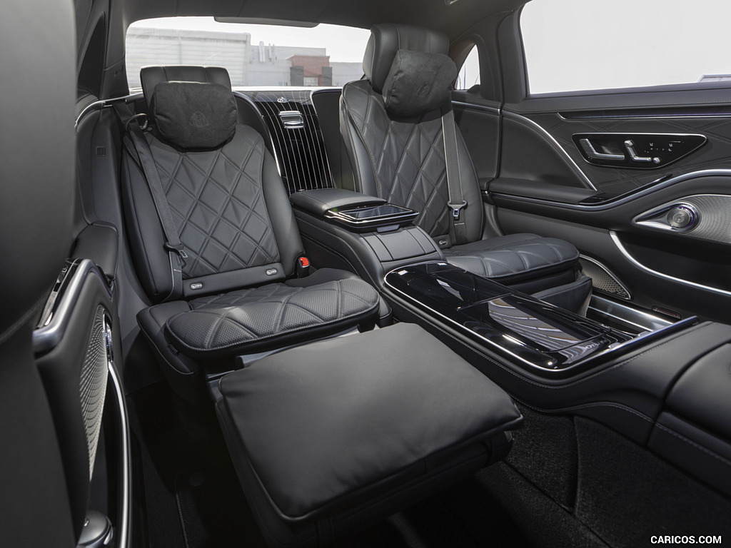 2022 Mercedes-Maybach S 680 4MATIC (US-Spec) - Interior, Rear Seats