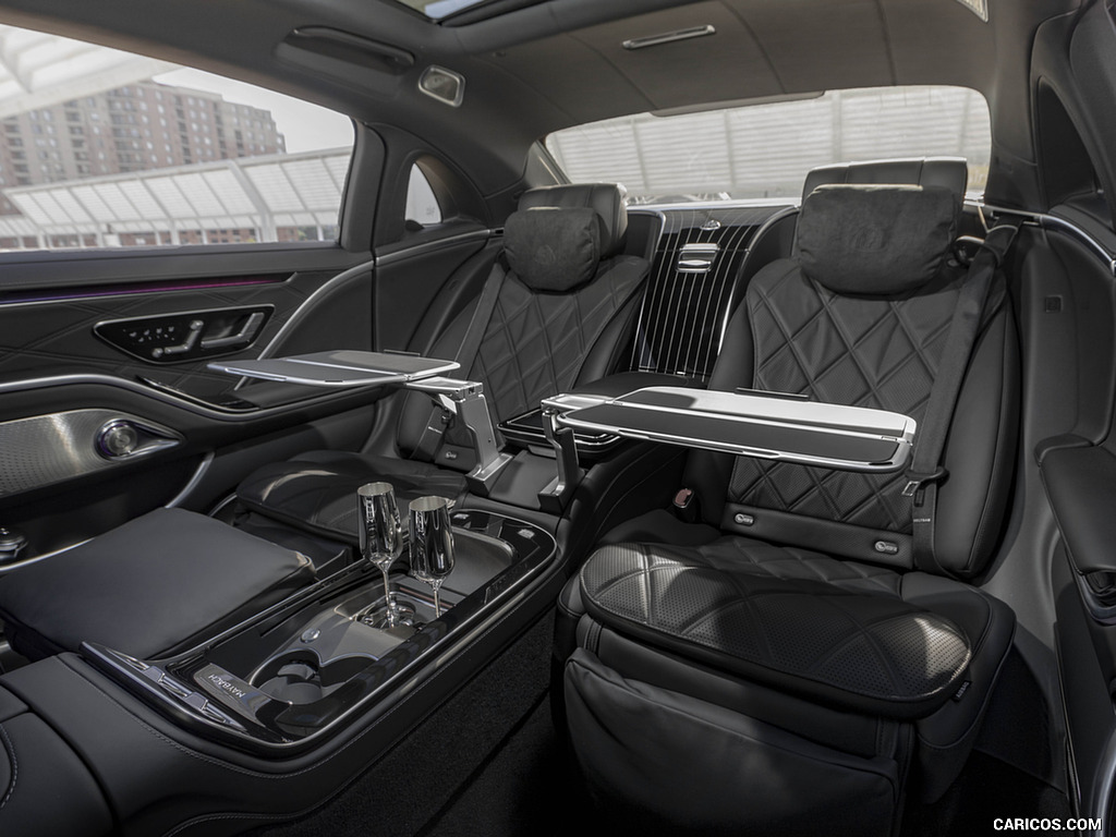 2022 Mercedes-Maybach S 680 4MATIC (US-Spec) - Interior, Rear Seats