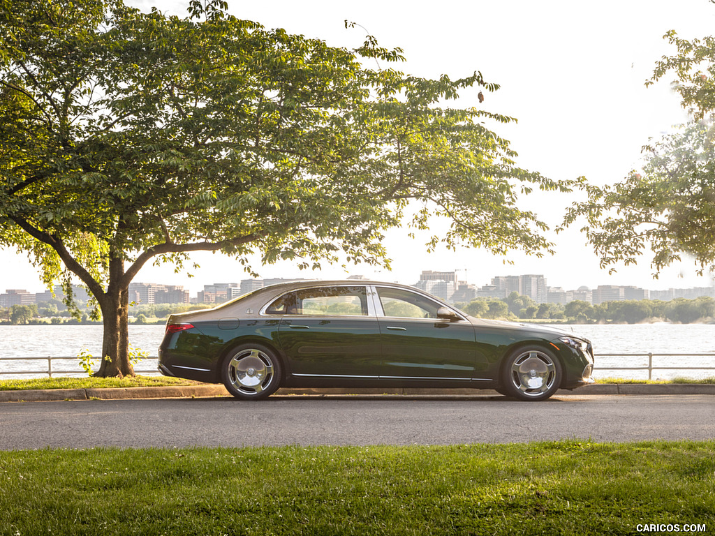 2022 Mercedes-Maybach S 680 4MATIC (US-Spec) - Side