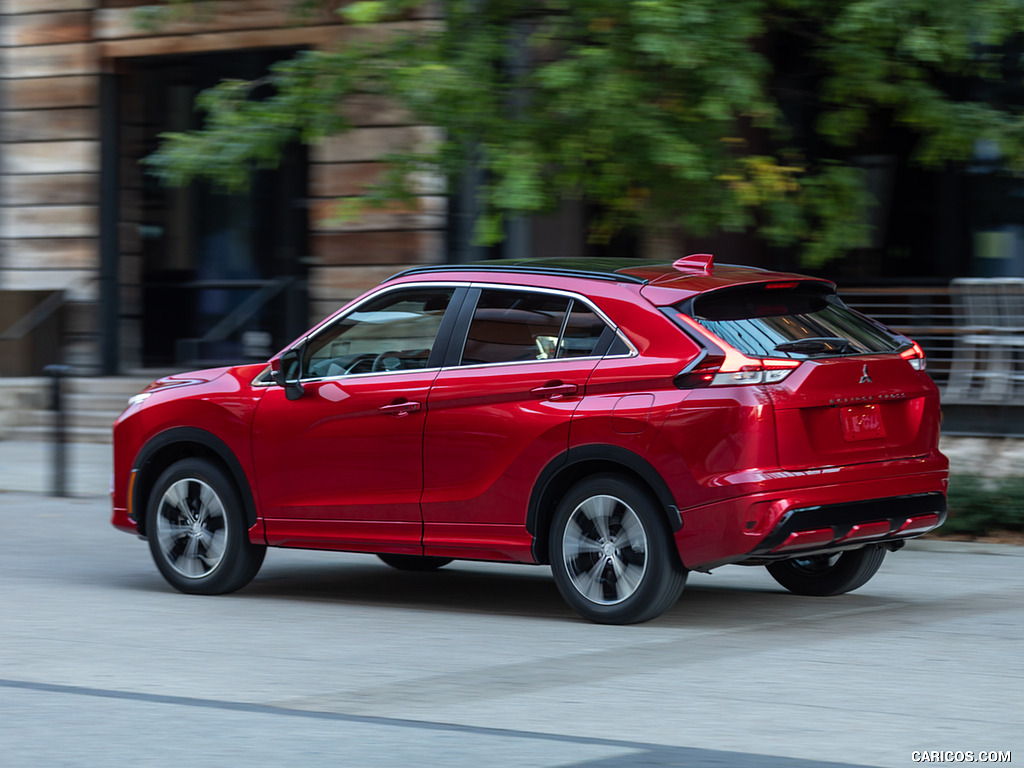 2022 Mitsubishi Eclipse Cross - Rear Three-Quarter