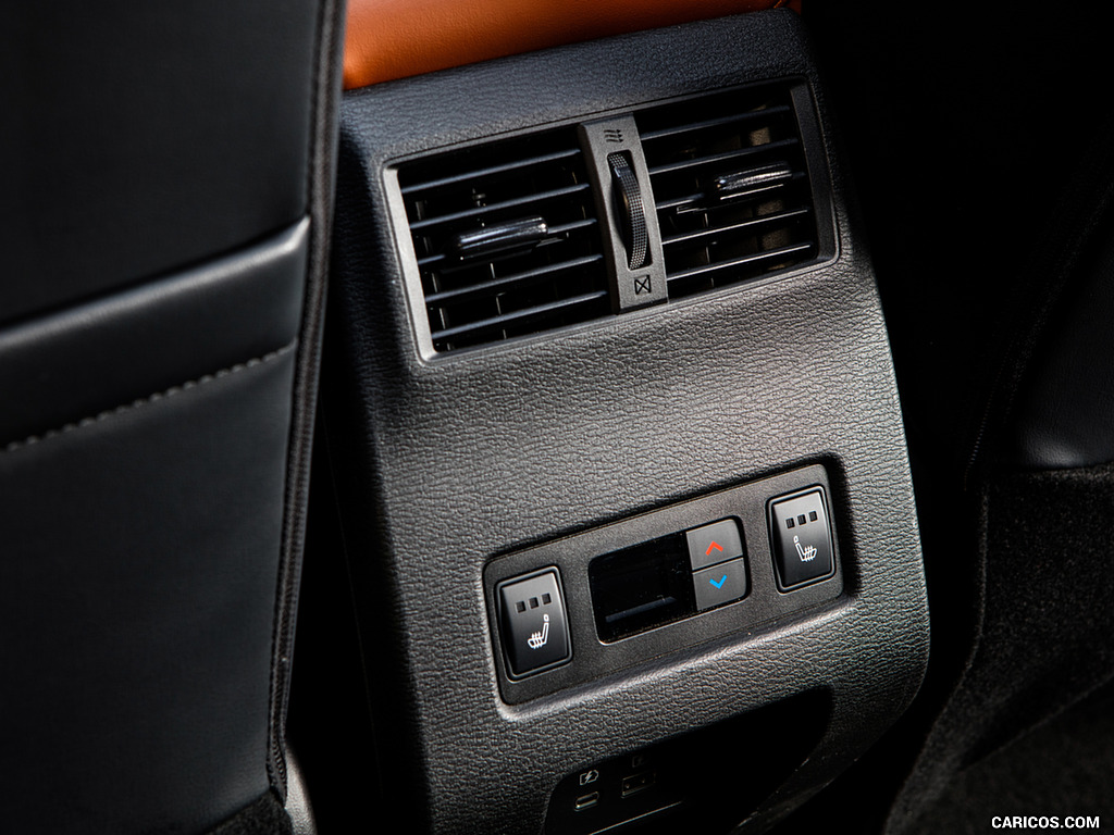 2022 Mitsubishi Outlander - Interior, Detail