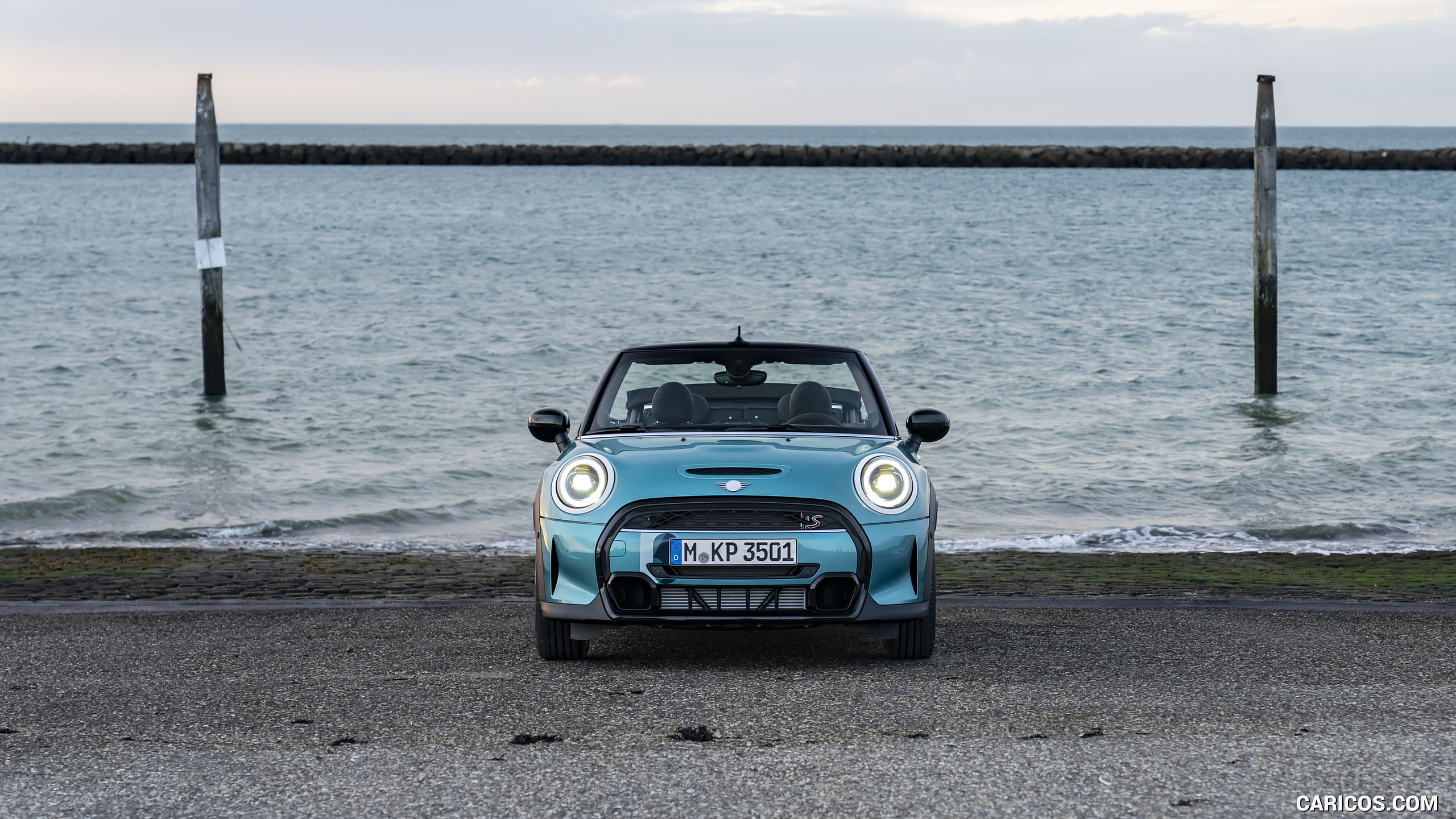 2023 MINI Convertible Seaside Edition - Front, #36 of 78