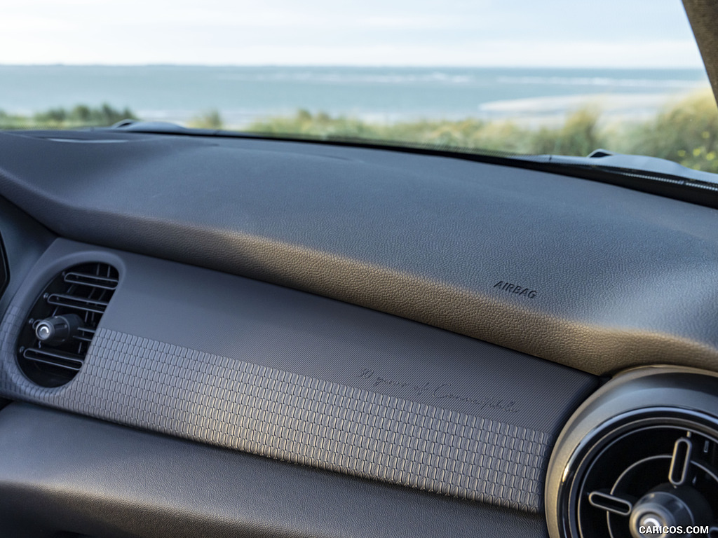 2023 MINI Convertible Seaside Edition - Interior, Detail