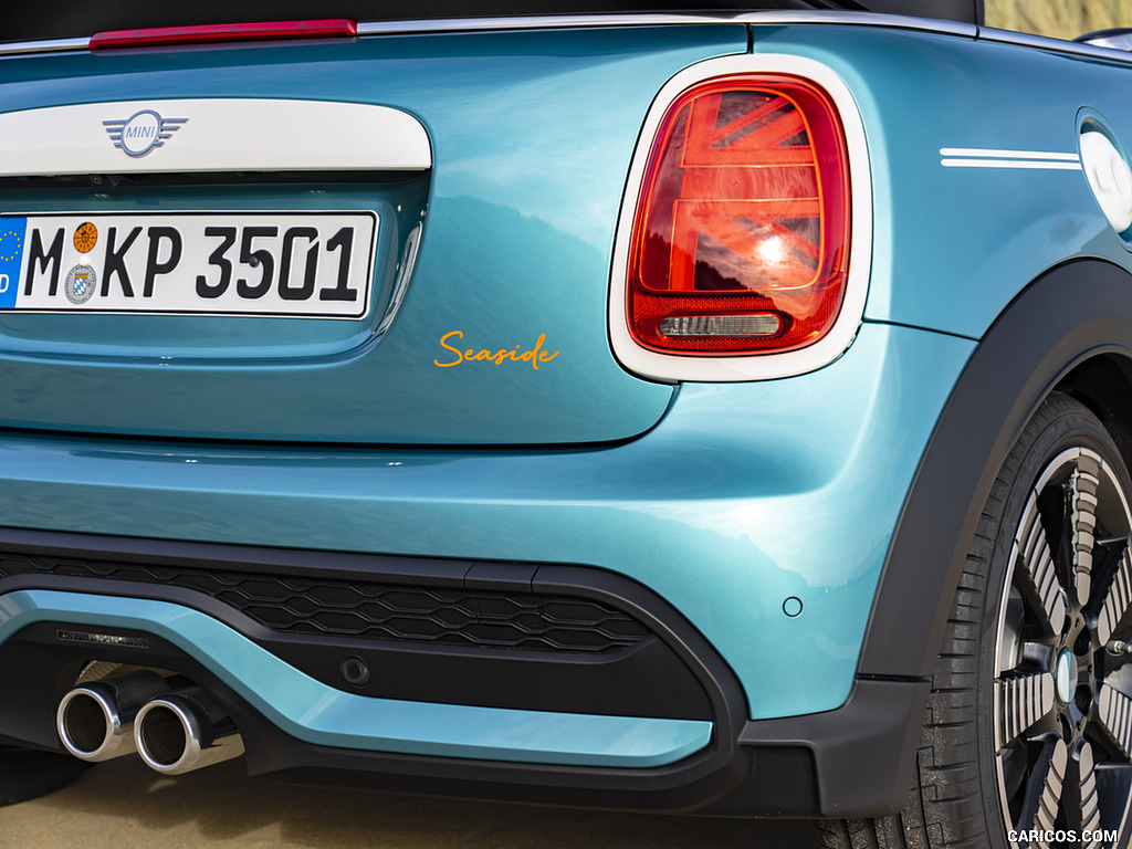 2023 MINI Convertible Seaside Edition - Tail Light