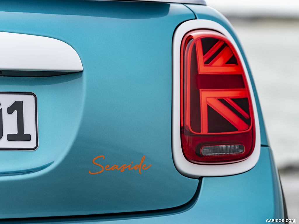 2023 MINI Convertible Seaside Edition - Tail Light