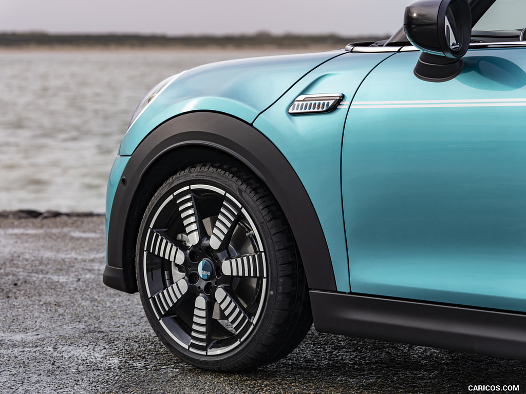 2023 MINI Convertible Seaside Edition - Wheel