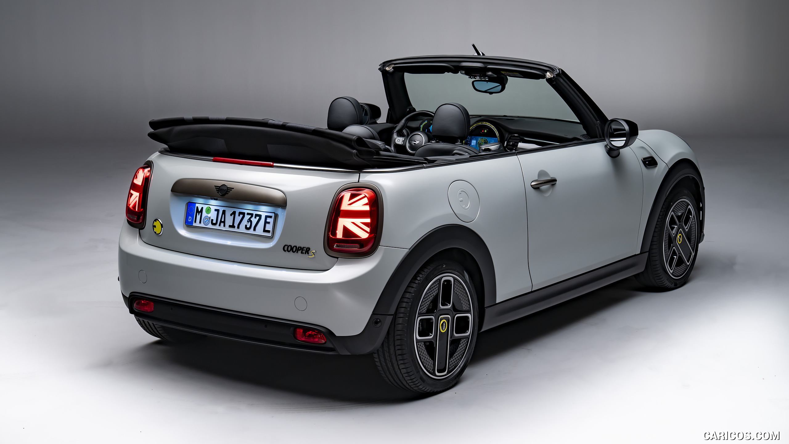 2023 MINI Cooper SE Convertible (Color: White Silver) - Rear Three-Quarter, #185 of 225