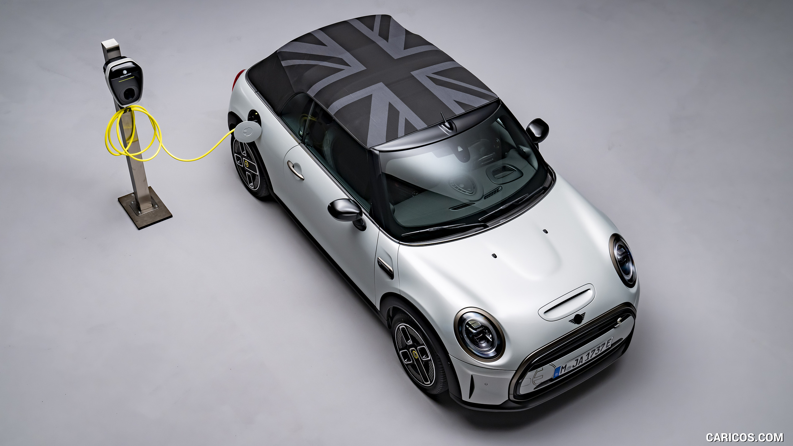 2023 MINI Cooper SE Convertible (Color: White Silver) - Top, #189 of 225