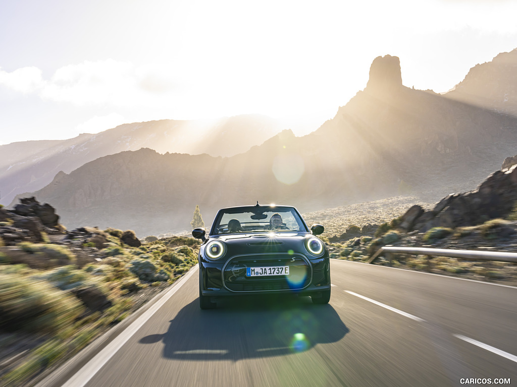 2023 MINI Cooper SE Convertible - Front