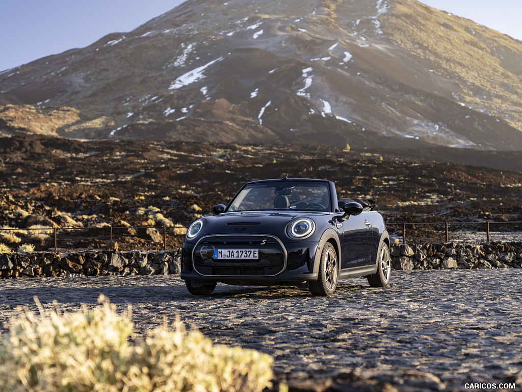 2023 MINI Cooper SE Convertible - Front