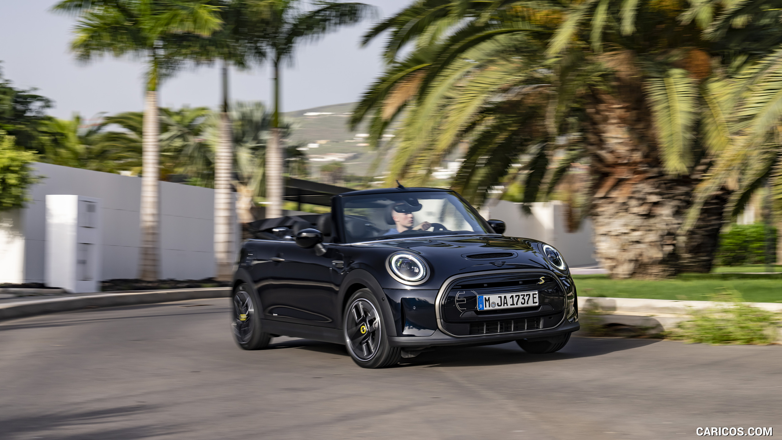 2023 MINI Cooper SE Convertible - Front Three-Quarter, #40 of 225