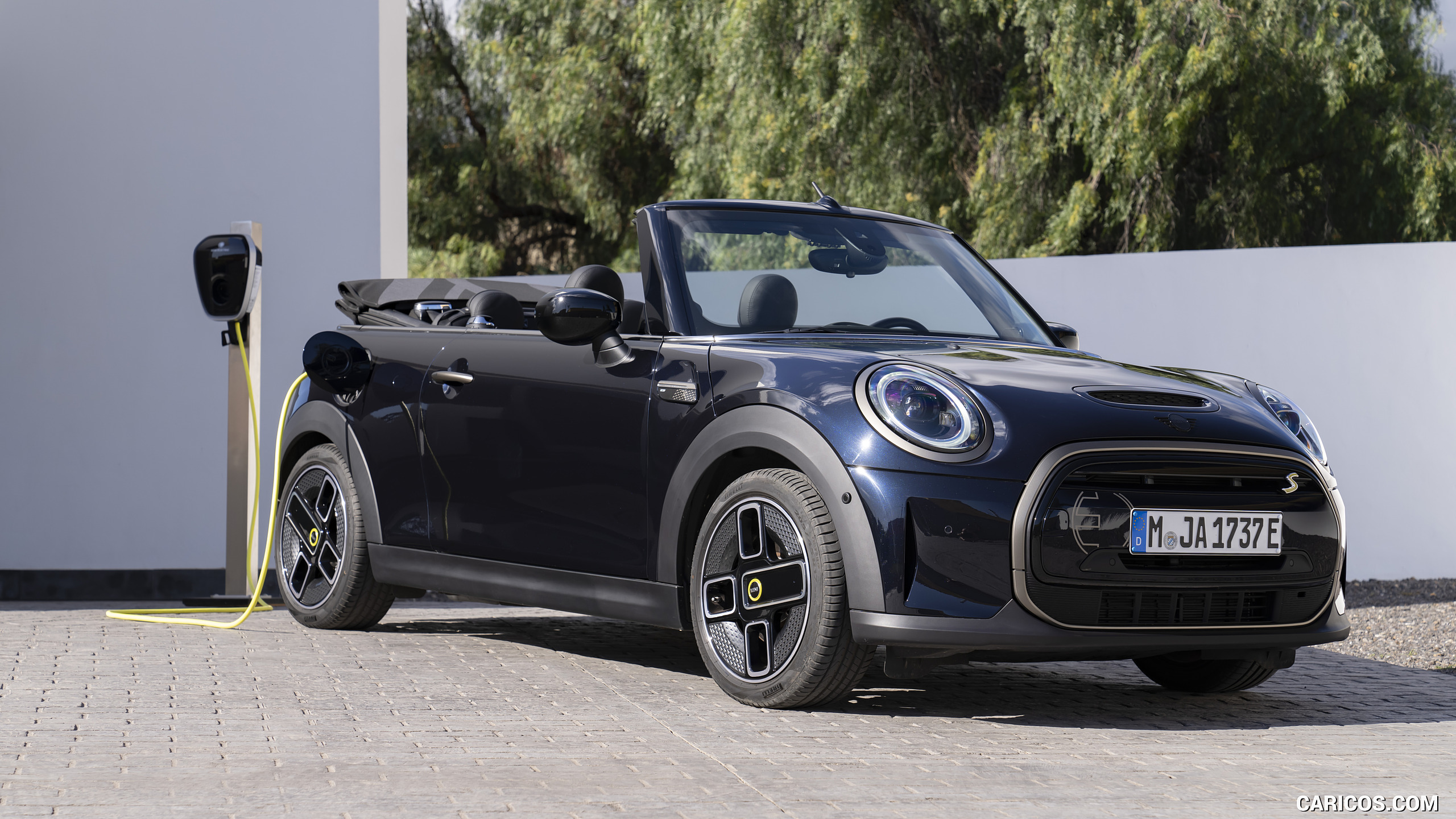 2023 MINI Cooper SE Convertible - Front Three-Quarter, #114 of 225