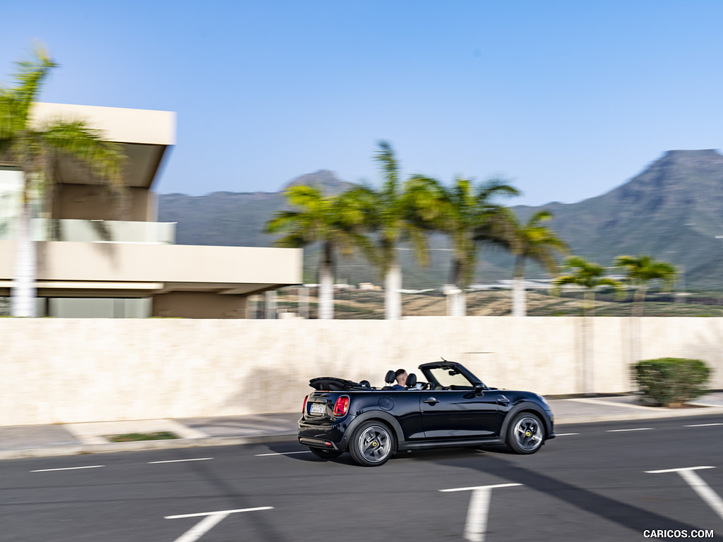 2023 MINI Cooper SE Convertible - Rear Three-Quarter