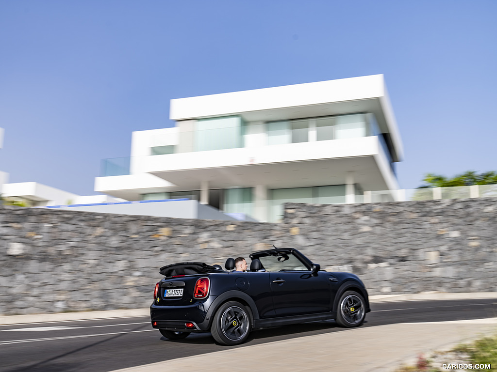 2023 MINI Cooper SE Convertible - Rear Three-Quarter