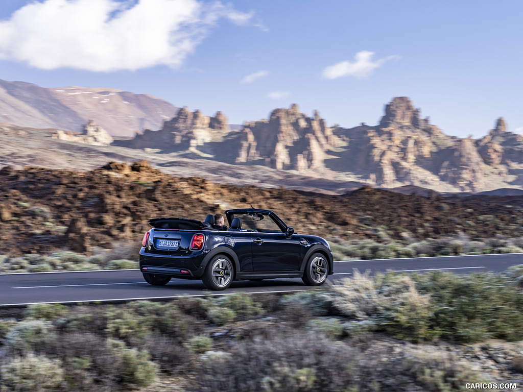 2023 MINI Cooper SE Convertible - Rear Three-Quarter