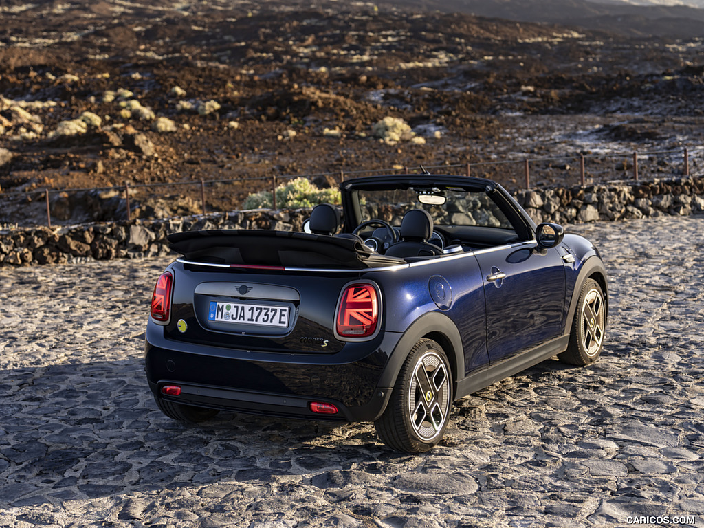 2023 MINI Cooper SE Convertible - Rear Three-Quarter