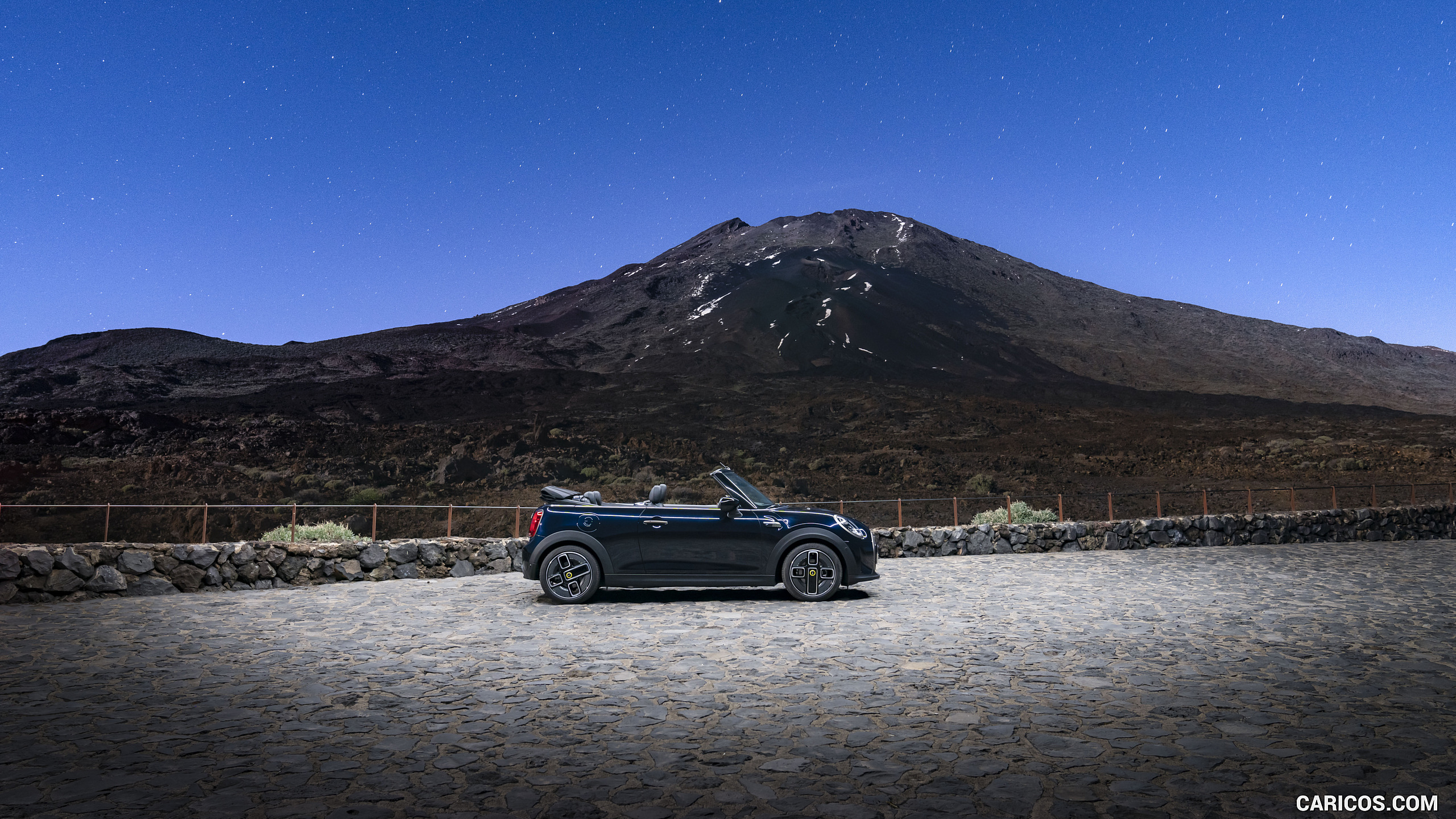 2023 MINI Cooper SE Convertible - Side, #101 of 225