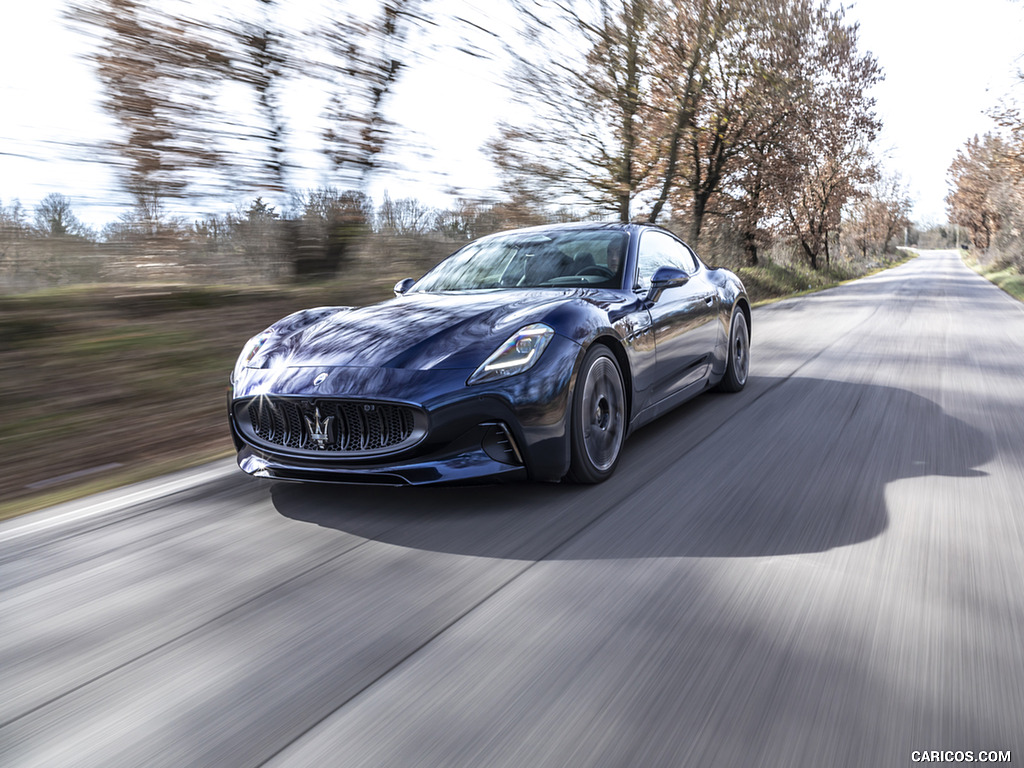 2023 Maserati GranTurismo Folgore (Color: Blu Nobile) - Front