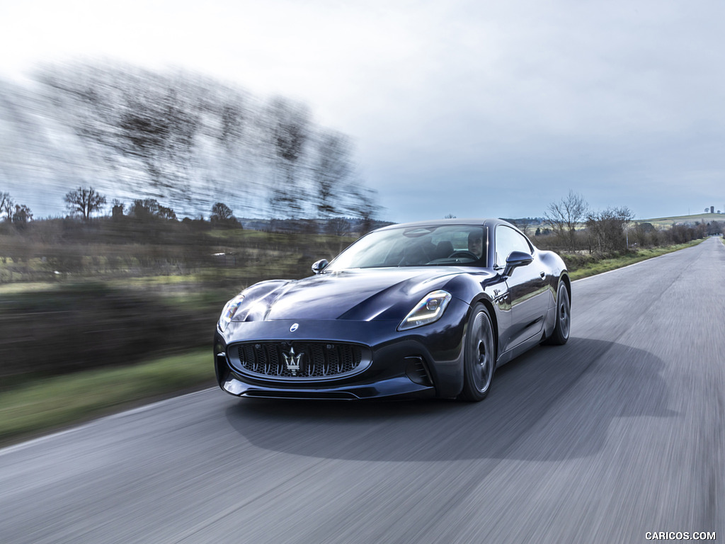 2023 Maserati GranTurismo Folgore (Color: Blu Nobile) - Front