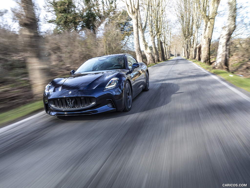 2023 Maserati GranTurismo Folgore (Color: Blu Nobile) - Front