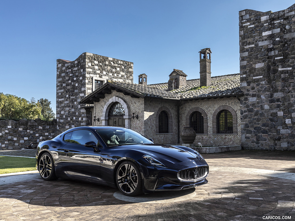 2023 Maserati GranTurismo Folgore (Color: Blu Nobile) - Front Three-Quarter