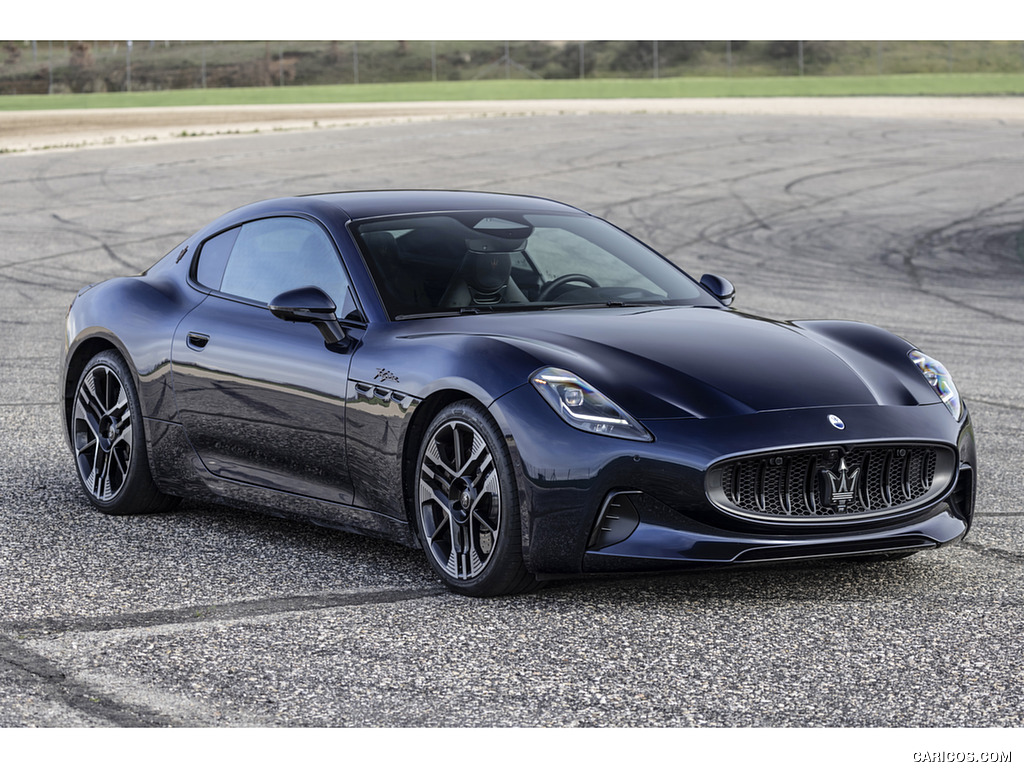 2023 Maserati GranTurismo Folgore (Color: Blu Nobile) - Front Three-Quarter