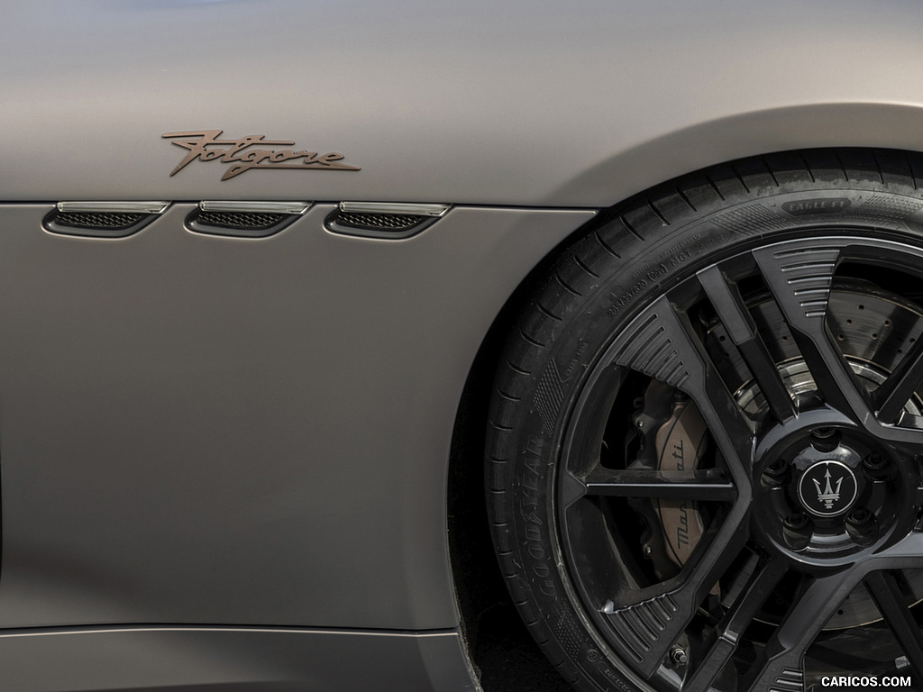 2023 Maserati GranTurismo Folgore (Color: Copper Glance) - Detail