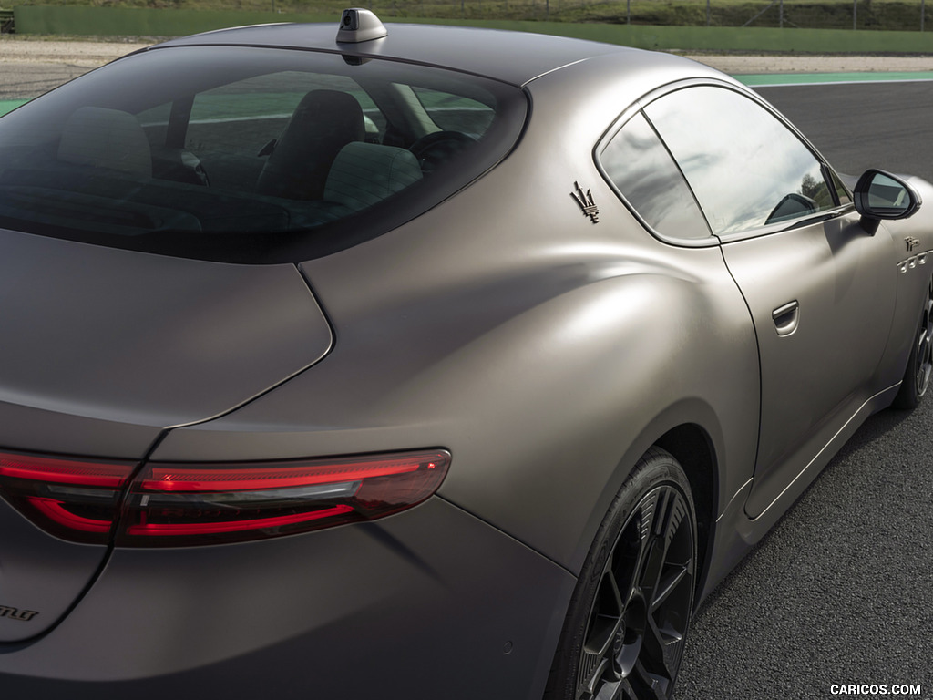 2023 Maserati GranTurismo Folgore (Color: Copper Glance) - Detail