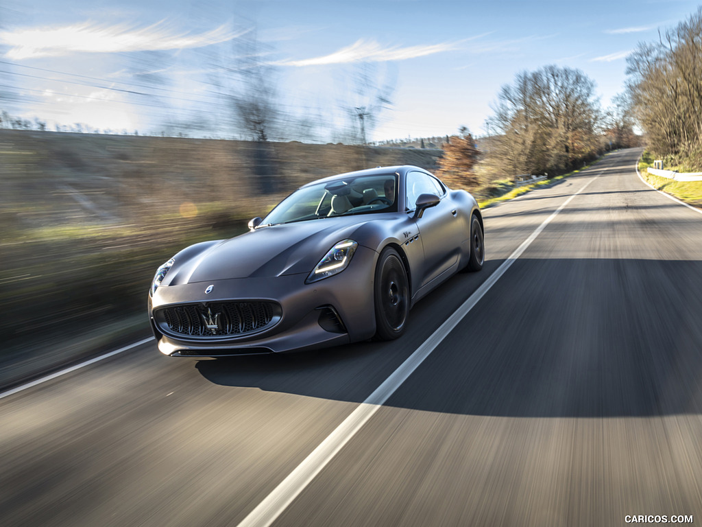 2023 Maserati GranTurismo Folgore (Color: Copper Glance) - Front