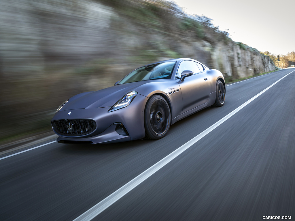 2023 Maserati GranTurismo Folgore (Color: Copper Glance) - Front