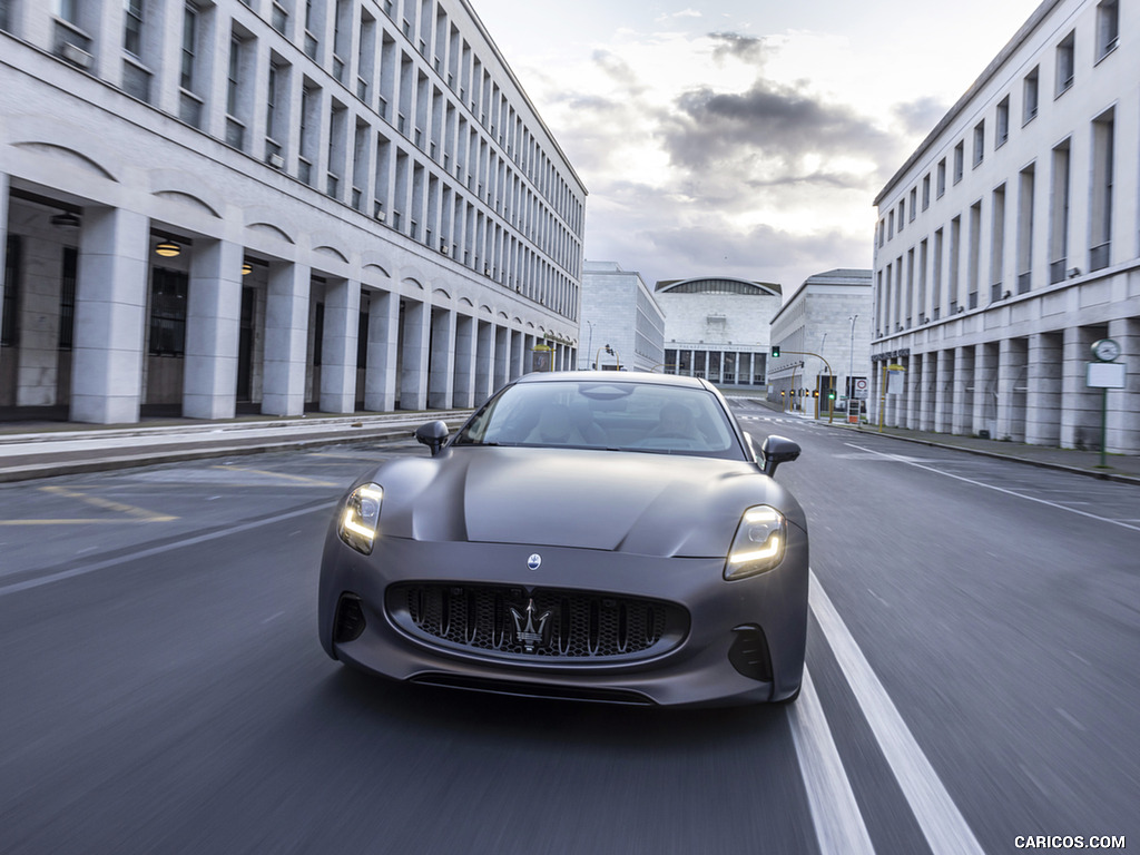 2023 Maserati GranTurismo Folgore (Color: Copper Glance) - Front