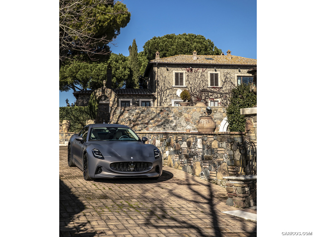 2023 Maserati GranTurismo Folgore (Color: Copper Glance) - Front