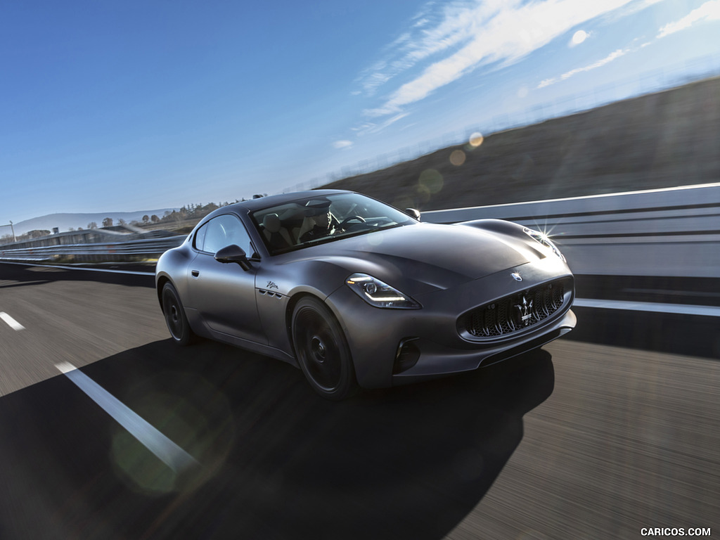 2023 Maserati GranTurismo Folgore (Color: Copper Glance) - Front Three-Quarter