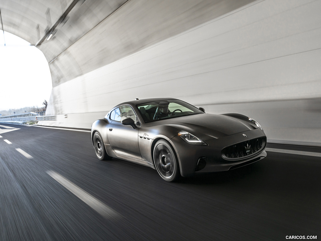 2023 Maserati GranTurismo Folgore (Color: Copper Glance) - Front Three-Quarter