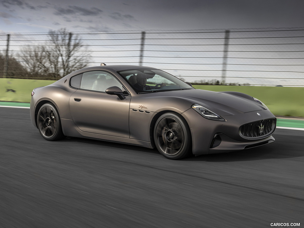 2023 Maserati GranTurismo Folgore (Color: Copper Glance) - Front Three-Quarter