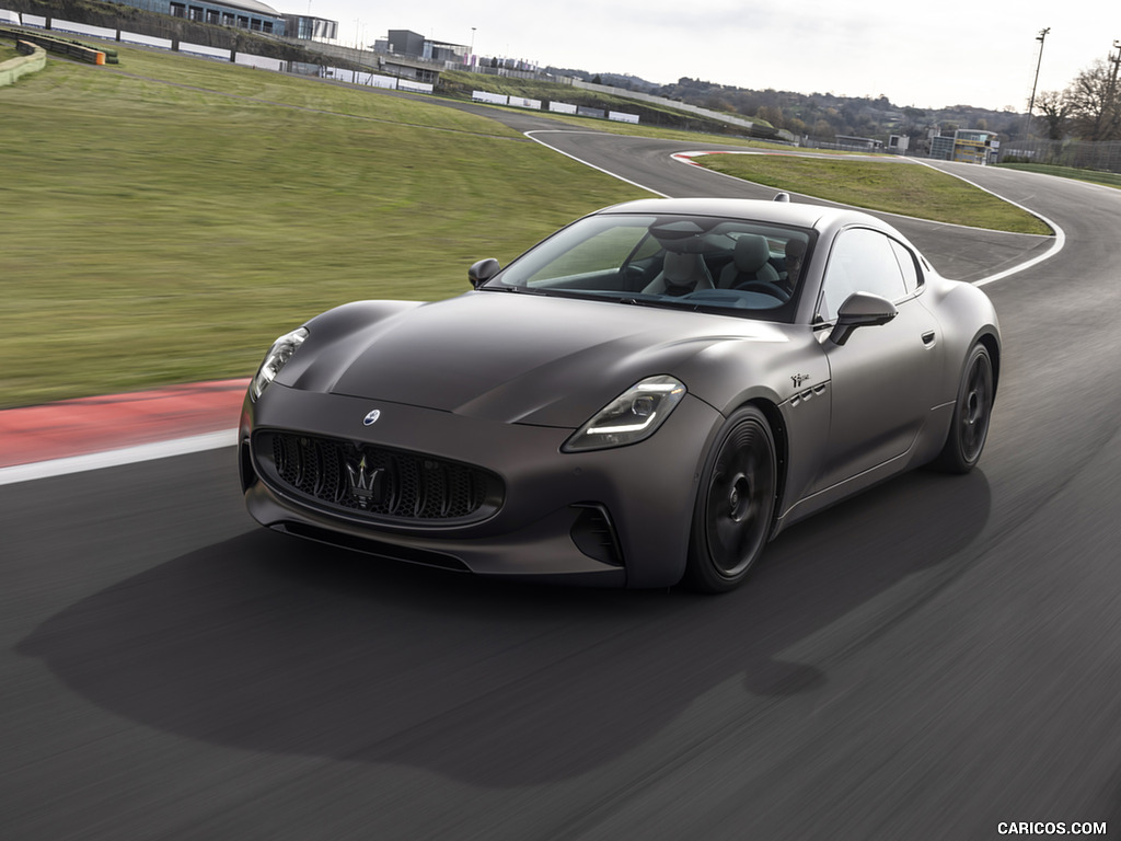 2023 Maserati GranTurismo Folgore (Color: Copper Glance) - Front Three-Quarter